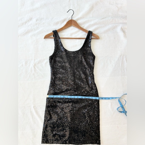 Glitter Sequins Fancy Party Mini Dress - Picture 5 of 11